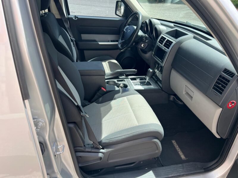 2008 DODGE NITRO