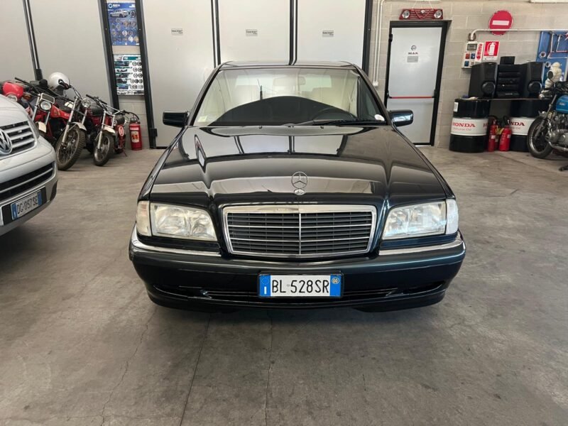 2000 MERCEDES C180