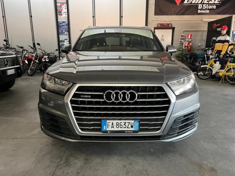 2015 AUDI Q7