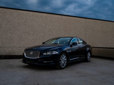 2011 JAGUAR XJ